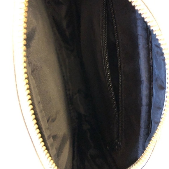 Victoria’s Secret Crossbody Metallic Tassel Bag - Picture 6 of 7